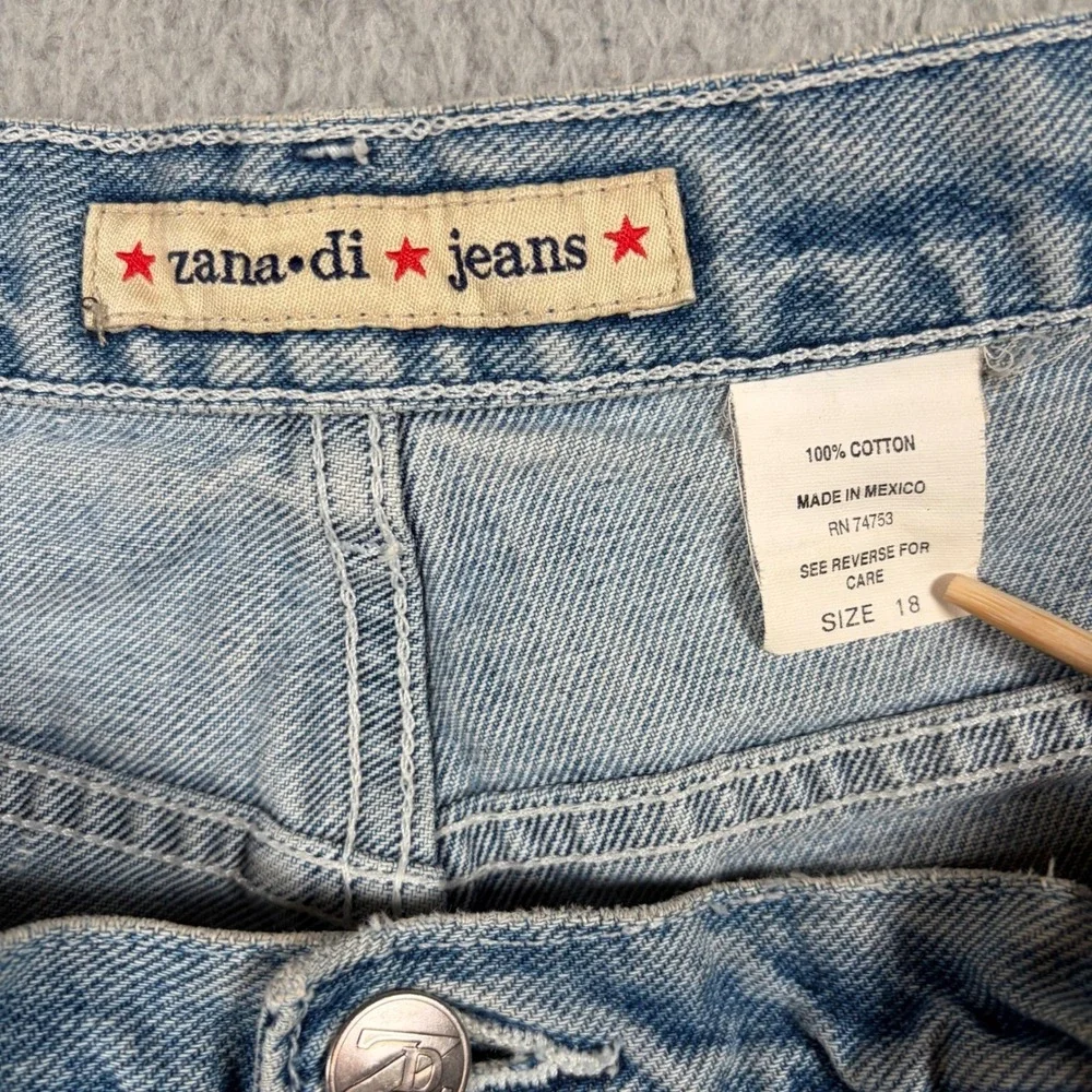 Zana di Jeans Women's 18 Denim Shorts‎ Blue Dragon Embroidered High Rise Y2K